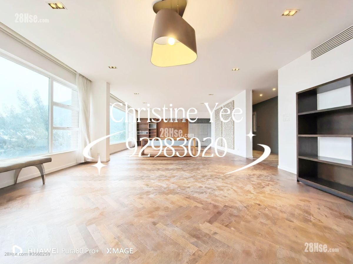 Leon Court Rental 4 Bedrooms , 4 Bathrooms 2,480 ft²