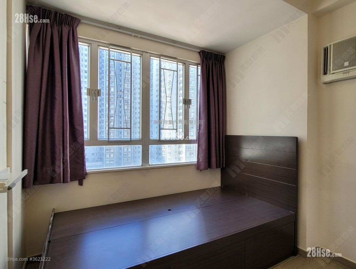 好運中心 售盤 2 房 , 1 浴室 348 平方呎 好運中心 售盤 2 房 , 1 浴室 348 平方呎