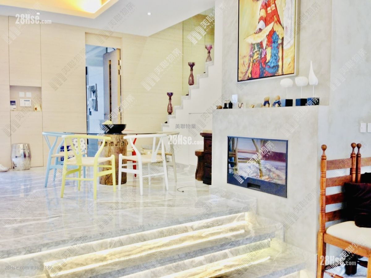 Valais Sell 3 Bedrooms 1,576 ft² Valais Sell 3 Bedrooms 1,576 ft²