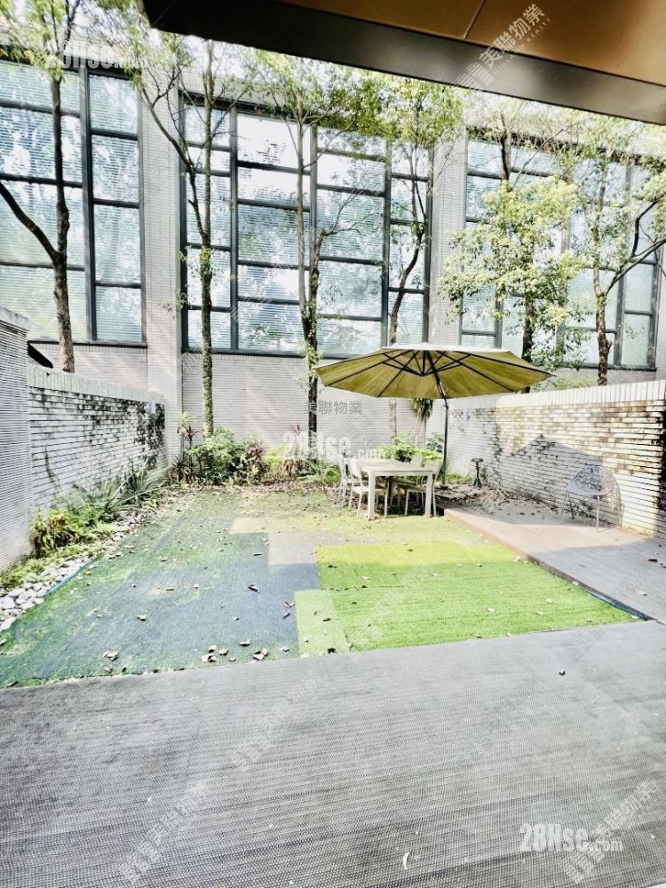 Valais Sell 3 Bedrooms 1,576 ft² Valais Sell 3 Bedrooms 1,576 ft²