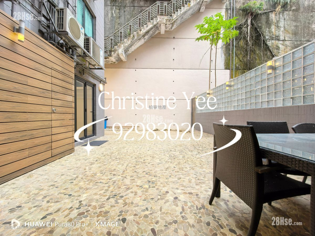 Broom Garden Rental 3 Bedrooms , 2 Bathrooms 1,096 ft²