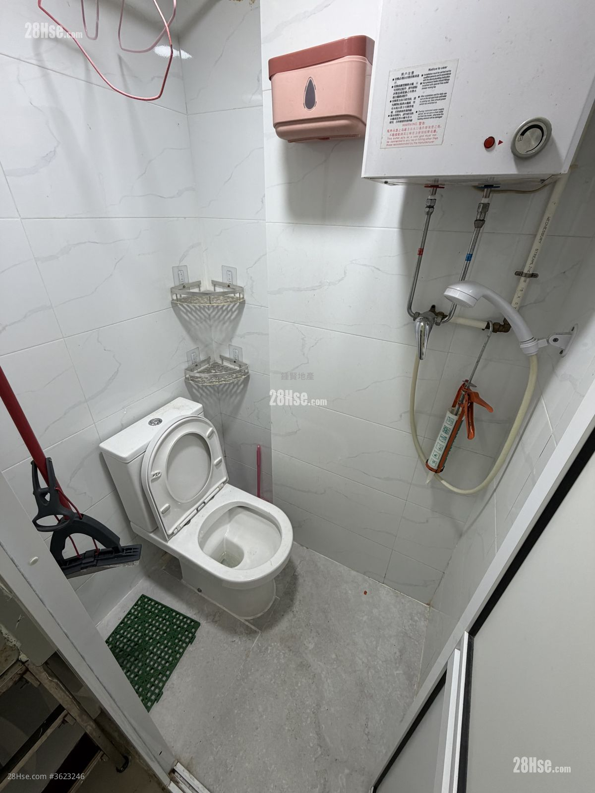 仁愛大樓 租盤 開放式間隔 , 1 浴室 120 平方呎 仁愛大樓 租盤 開放式間隔 , 1 浴室 120 平方呎