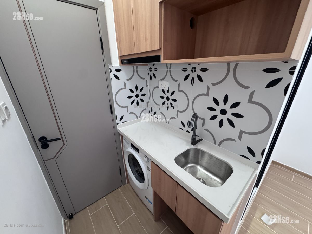 唐樓 租盤 1 房 , 1 浴室 130 平方呎 唐樓 租盤 1 房 , 1 浴室 130 平方呎