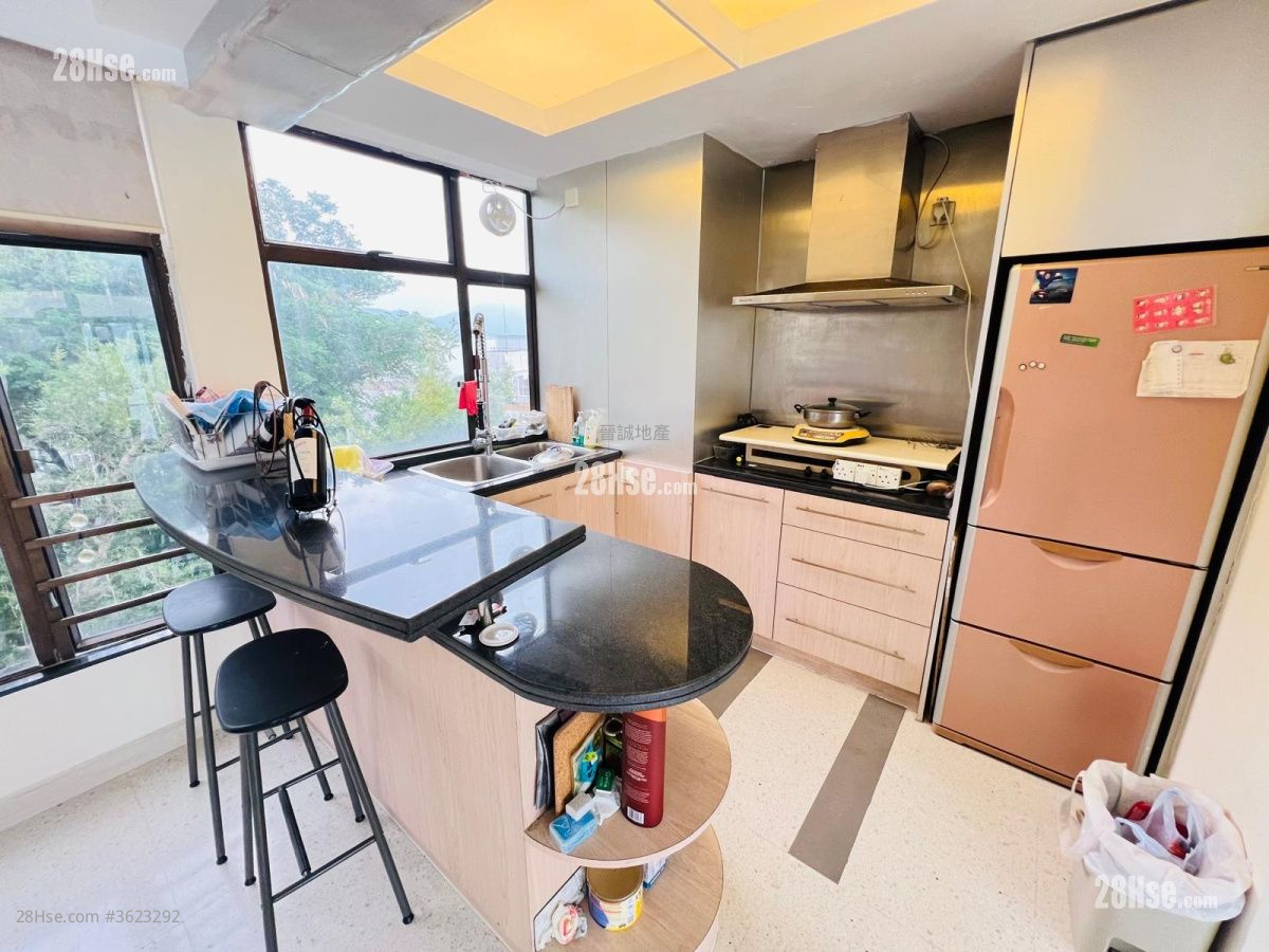 龍珠島花園 售盤 3 房 , 2 浴室 753 平方呎 龍珠島花園 售盤 3 房 , 2 浴室 753 平方呎