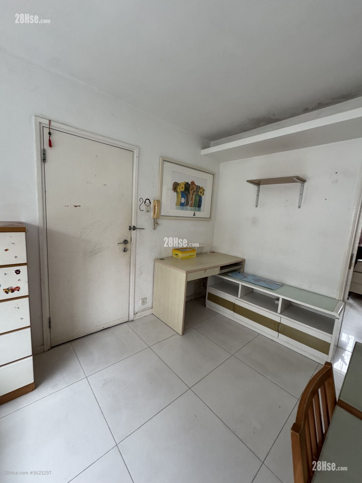 清華大廈 租盤 2 房 , 1 浴室 438 平方呎 清華大廈 租盤 2 房 , 1 浴室 438 平方呎