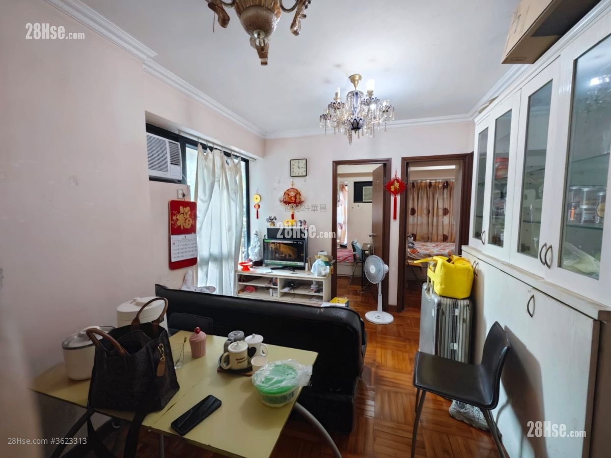 Royal Green Rental 370 ft²