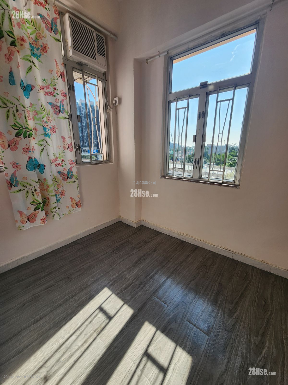 Tak Hay Building Rental 2 Bedrooms , 1 Bathroom 296 ft² Tak Hay Building Rental 2 Bedrooms , 1 Bathroom 296 ft²