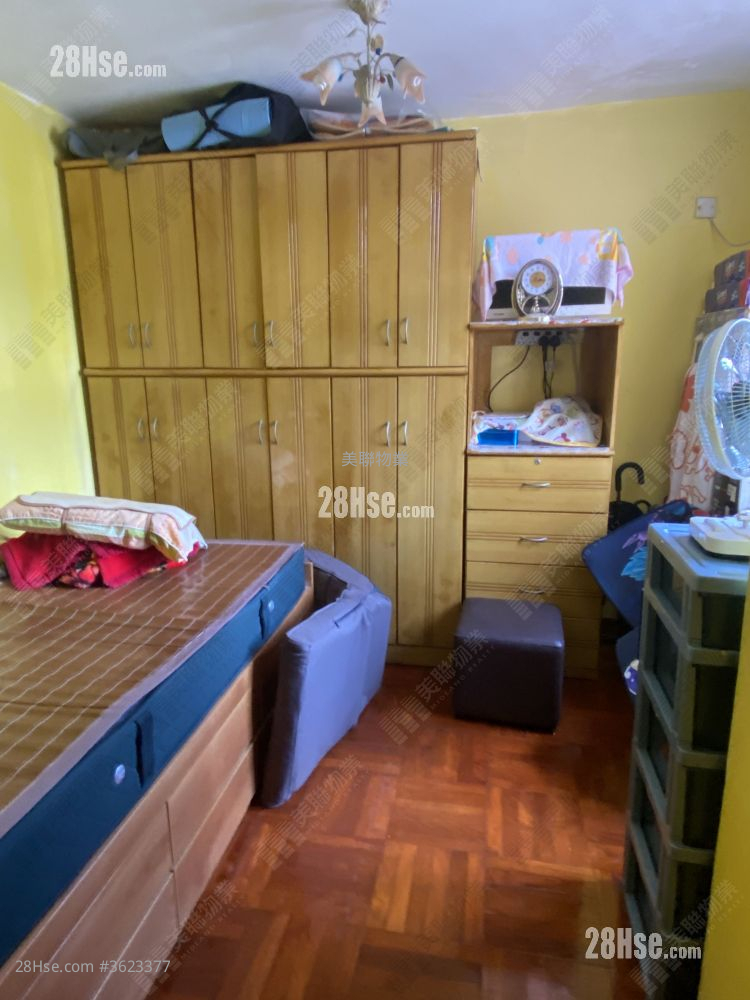 Cheong Shing Court Sell 3 Bedrooms 650 ft² Cheong Shing Court Sell 3 Bedrooms 650 ft²