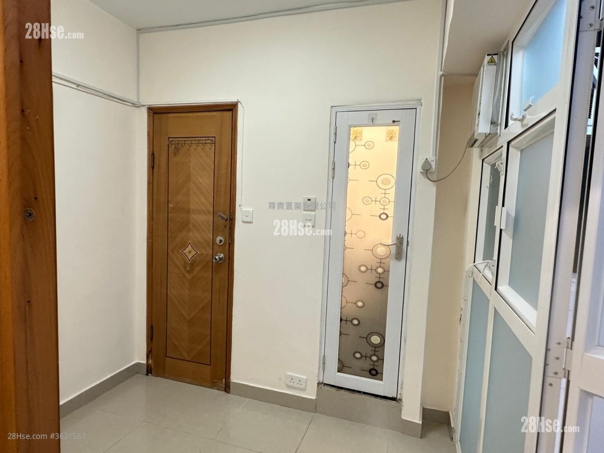 Tak Cheong Building Rental Studio , 1 Bathroom 160 ft²