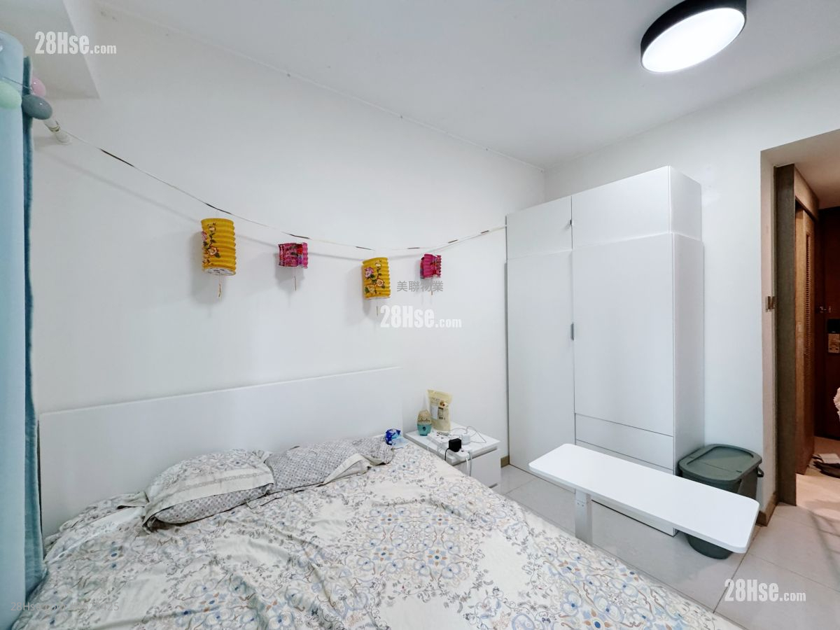 Aurora Rental Studio , 1 Bathroom 217 ft² Aurora Rental Studio , 1 Bathroom 217 ft²