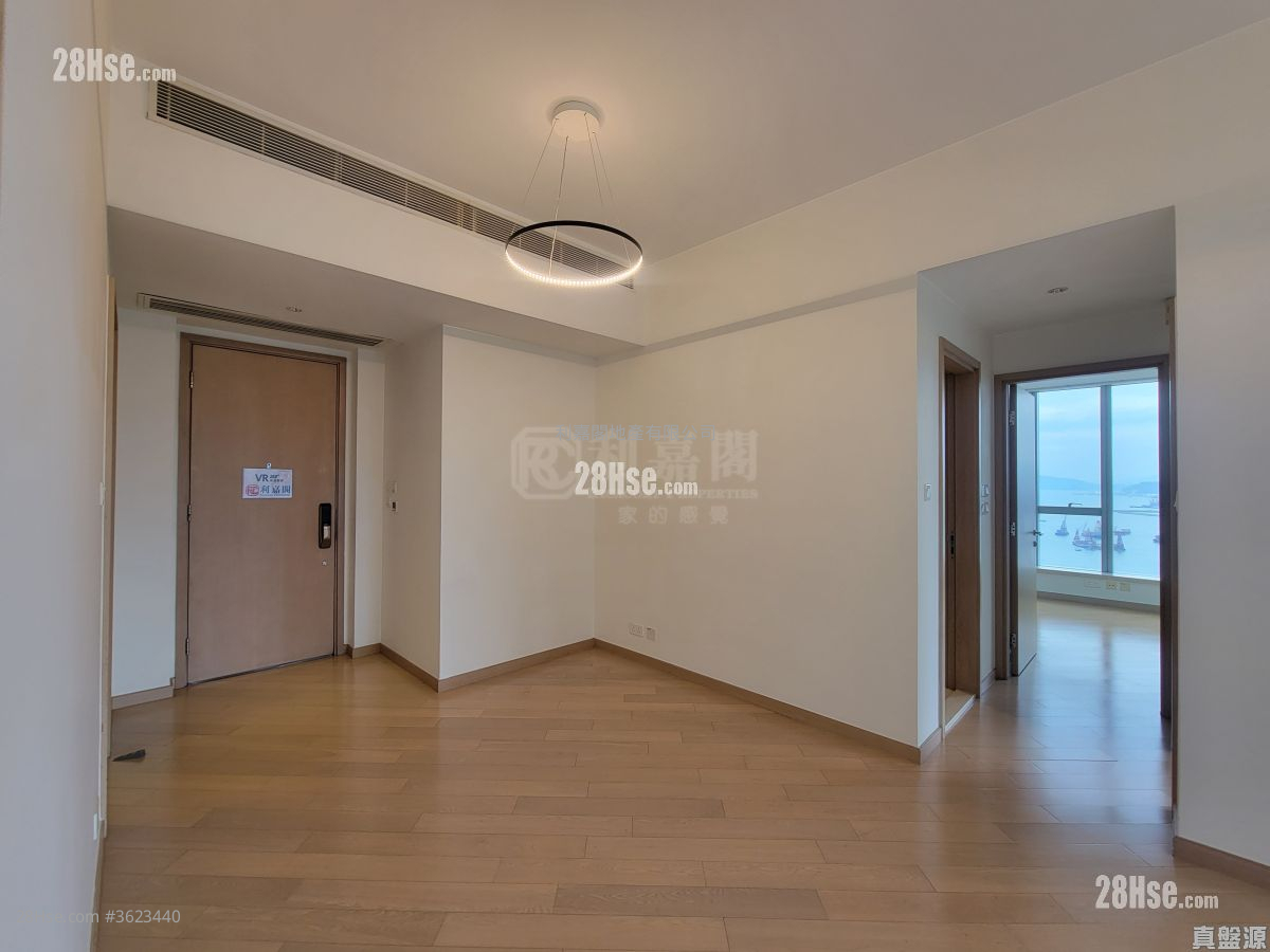 The Cullinan Rental 3 Bedrooms , 2 Bathrooms 872 ft² The Cullinan Rental 3 Bedrooms , 2 Bathrooms 872 ft²