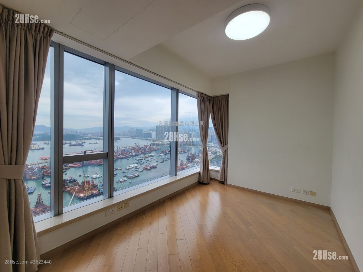 The Cullinan Rental 3 Bedrooms , 2 Bathrooms 872 ft² The Cullinan Rental 3 Bedrooms , 2 Bathrooms 872 ft²