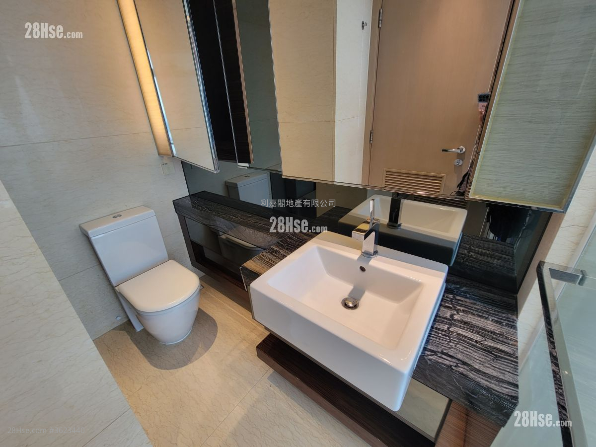 The Cullinan Rental 3 Bedrooms , 2 Bathrooms 872 ft² The Cullinan Rental 3 Bedrooms , 2 Bathrooms 872 ft²