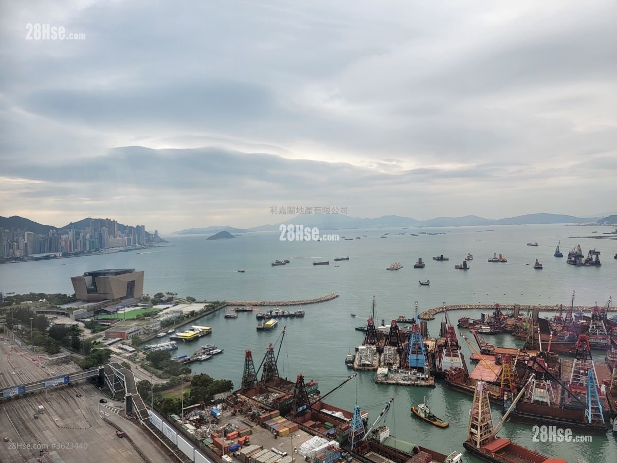 The Cullinan Rental 3 Bedrooms , 2 Bathrooms 872 ft² The Cullinan Rental 3 Bedrooms , 2 Bathrooms 872 ft²