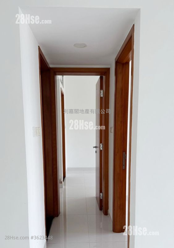 The Harbourside Rental 2 Bedrooms , 2 Bathrooms 804 ft² The Harbourside Rental 2 Bedrooms , 2 Bathrooms 804 ft²