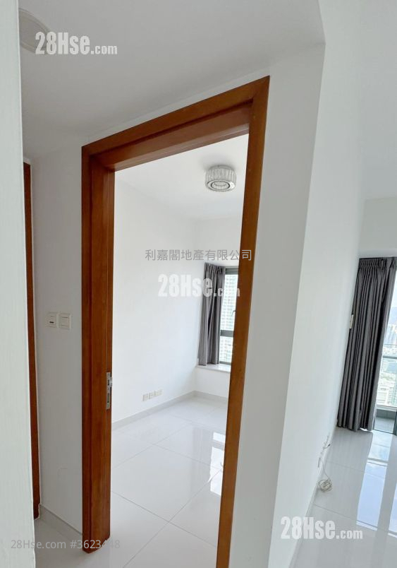 The Harbourside Rental 2 Bedrooms , 2 Bathrooms 804 ft² The Harbourside Rental 2 Bedrooms , 2 Bathrooms 804 ft²