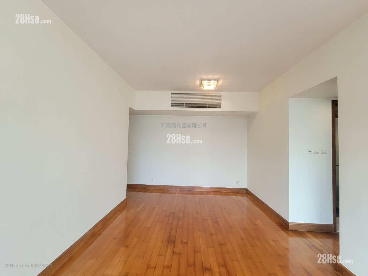 The Harbourside Rental 2 Bedrooms , 2 Bathrooms 750 ft² The Harbourside Rental 2 Bedrooms , 2 Bathrooms 750 ft²