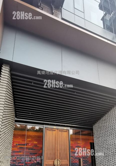 Atrium House Sell 3 Bedrooms , 1 Bathroom 577 ft² Atrium House Sell 3 Bedrooms , 1 Bathroom 577 ft²