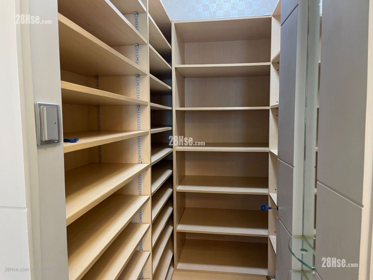 麗港城 租盤 3 房 , 2 浴室 1,265 平方呎 麗港城 租盤 3 房 , 2 浴室 1,265 平方呎