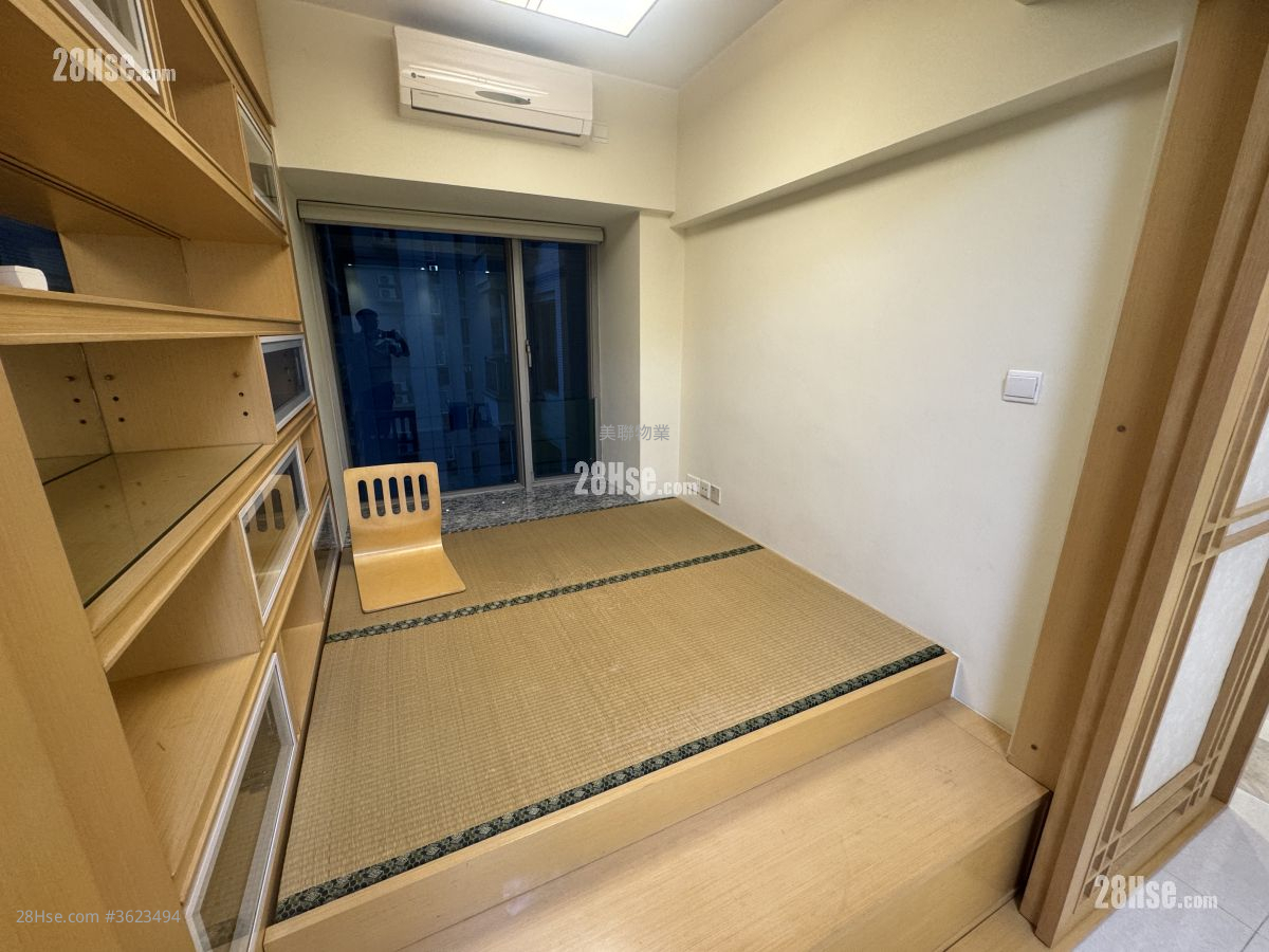 City Point Sell 2 Bedrooms , 1 Bathroom 485 ft² City Point Sell 2 Bedrooms , 1 Bathroom 485 ft²