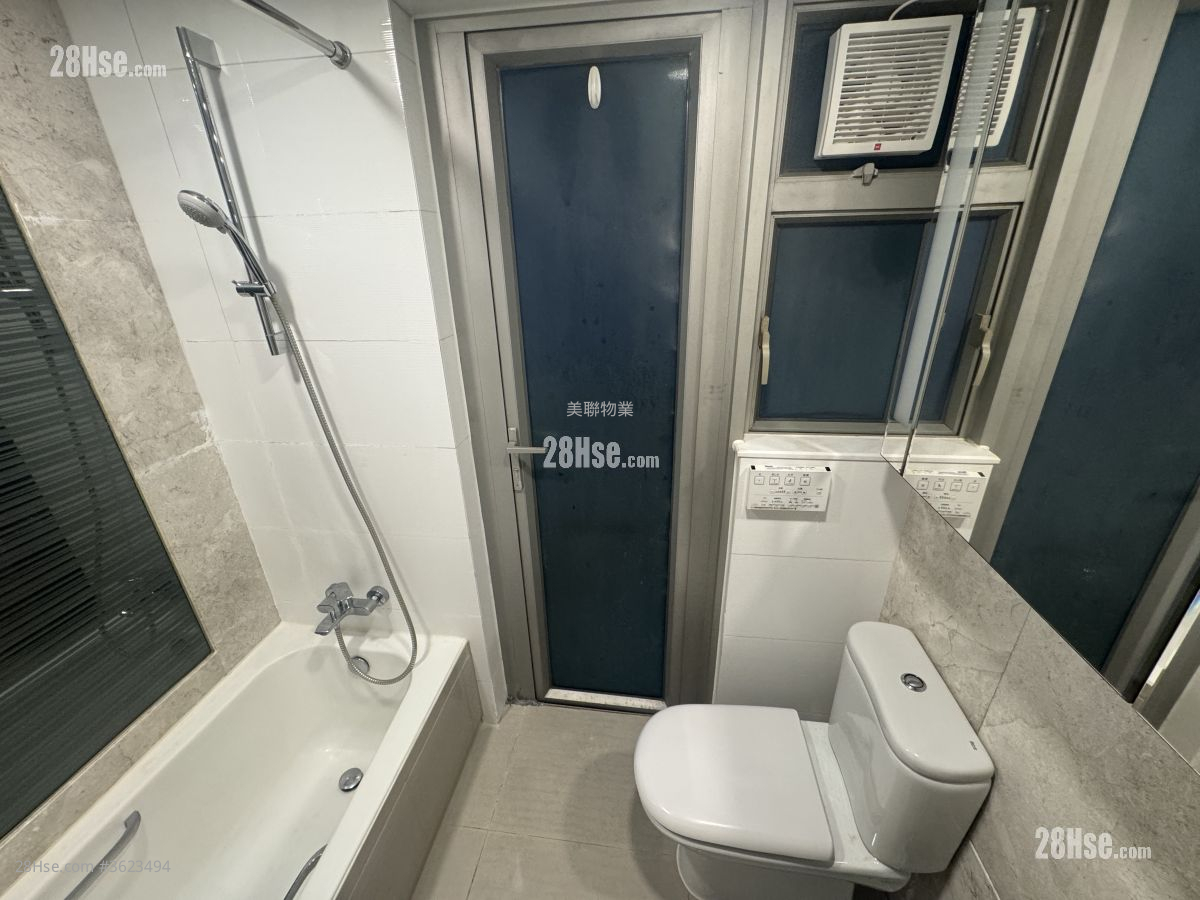 City Point Sell 2 Bedrooms , 1 Bathroom 485 ft² City Point Sell 2 Bedrooms , 1 Bathroom 485 ft²