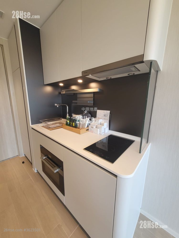 One Innovale 售盤 開放式間隔 , 1 浴室 209 平方呎 One Innovale 售盤 開放式間隔 , 1 浴室 209 平方呎