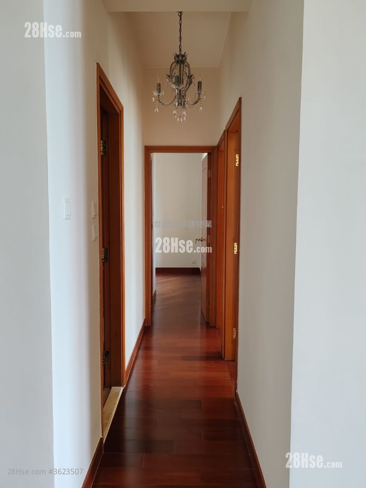 The Arch Rental 3 Bedrooms , 2 Bathrooms 841 ft² The Arch Rental 3 Bedrooms , 2 Bathrooms 841 ft²