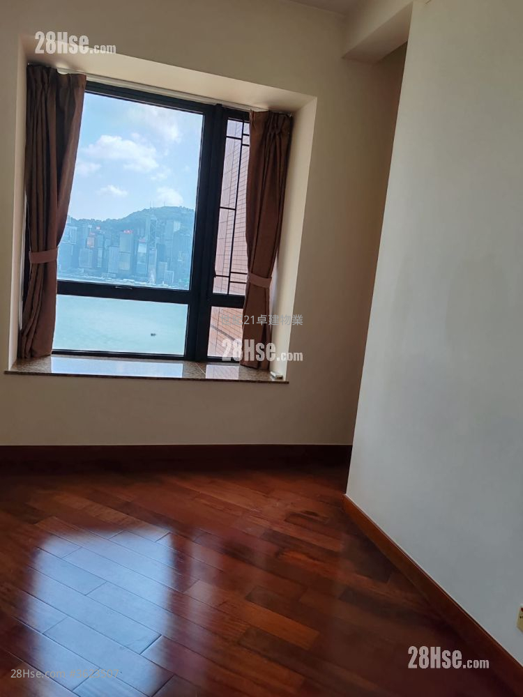 The Arch Rental 3 Bedrooms , 2 Bathrooms 841 ft² The Arch Rental 3 Bedrooms , 2 Bathrooms 841 ft²