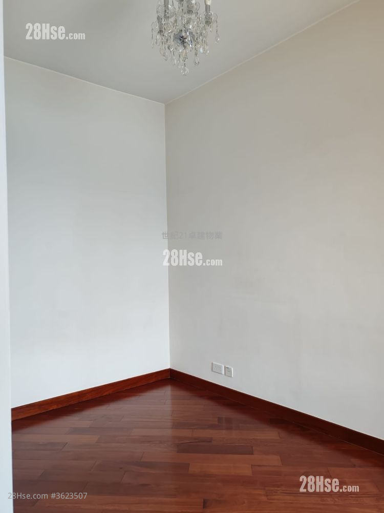 The Arch Rental 3 Bedrooms , 2 Bathrooms 841 ft² The Arch Rental 3 Bedrooms , 2 Bathrooms 841 ft²