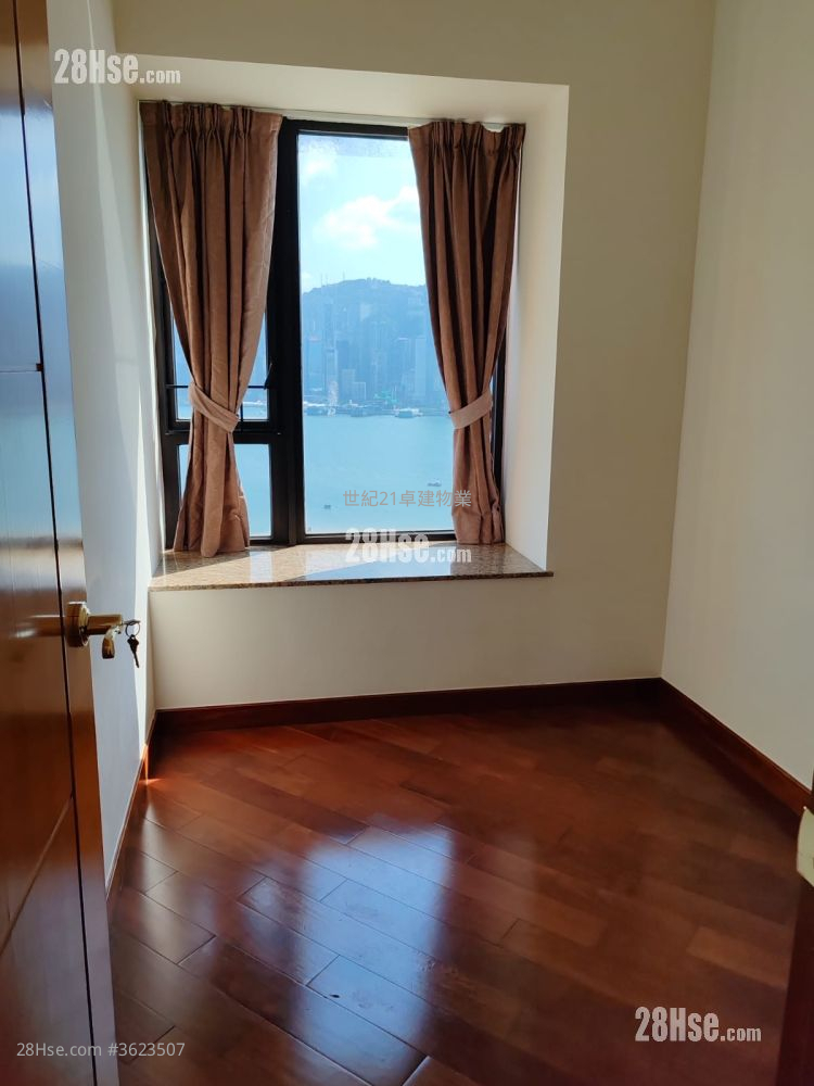 The Arch Rental 3 Bedrooms , 2 Bathrooms 841 ft² The Arch Rental 3 Bedrooms , 2 Bathrooms 841 ft²