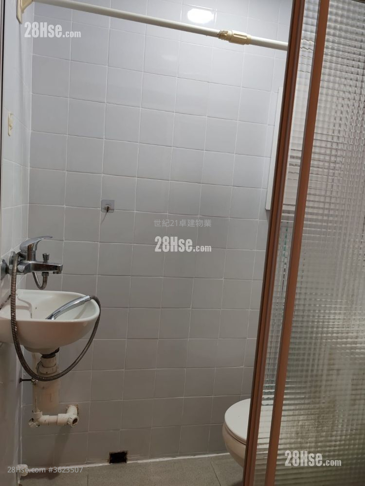 The Arch Rental 3 Bedrooms , 2 Bathrooms 841 ft² The Arch Rental 3 Bedrooms , 2 Bathrooms 841 ft²