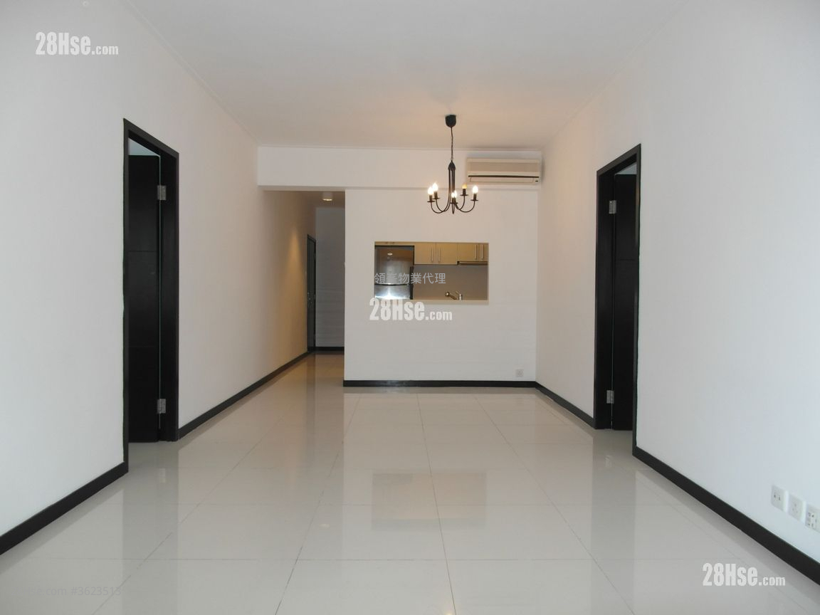 Chesterfield Mansion Sell 3 Bedrooms , 2 Bathrooms 809 ft²