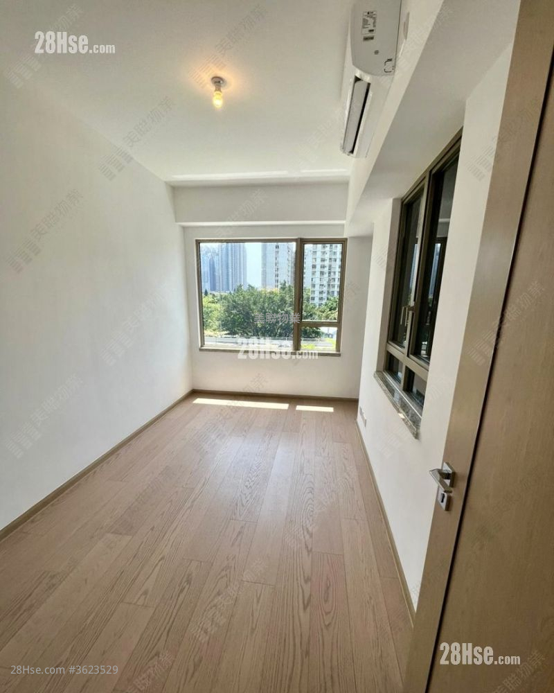 Seaside Sonata Sell 3 Bedrooms 772 ft² Seaside Sonata Sell 3 Bedrooms 772 ft²