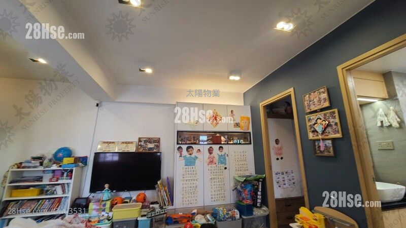 Whampoa Estate Sell 2 Bedrooms 453 ft² Whampoa Estate Sell 2 Bedrooms 453 ft²