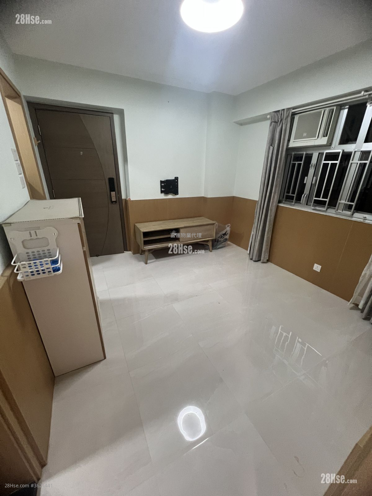 Appartment Rental 2 Bedrooms , 1 Bathroom 321 ft² Appartment Rental 2 Bedrooms , 1 Bathroom 321 ft²