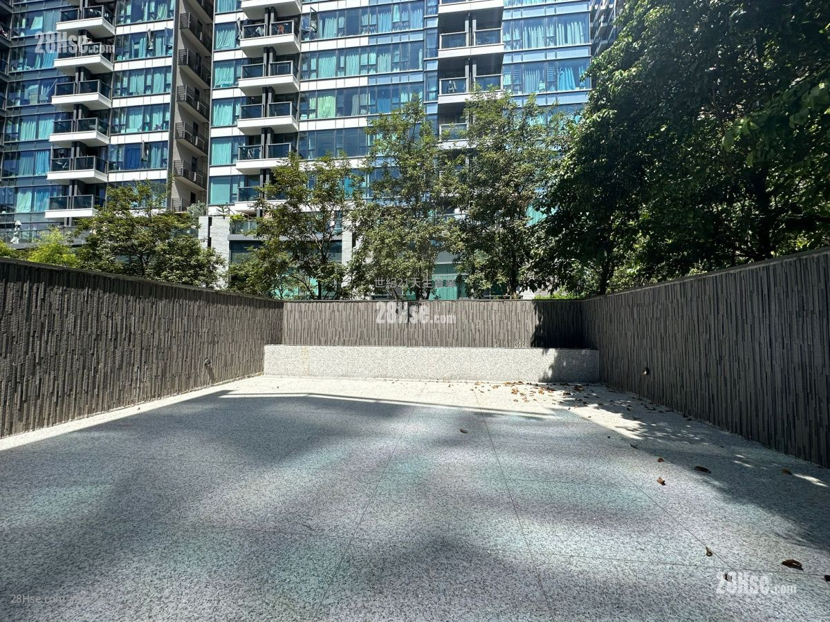 上源 售盤 5+ 房 , 5+ 浴室 2,707 平方呎 上源 售盤 5+ 房 , 5+ 浴室 2,707 平方呎