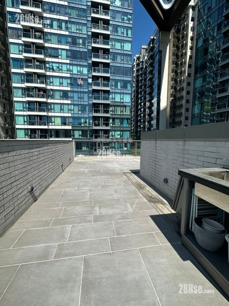 上源 售盤 5+ 房 , 5+ 浴室 2,707 平方呎 上源 售盤 5+ 房 , 5+ 浴室 2,707 平方呎