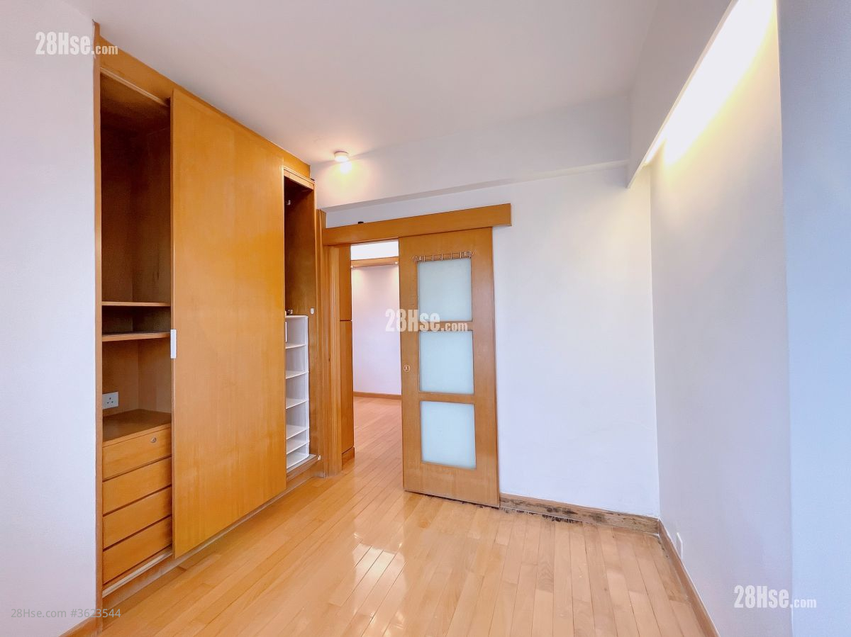 Connaught Garden Rental 2 Bedrooms , 1 Bathroom 340 ft² Connaught Garden Rental 2 Bedrooms , 1 Bathroom 340 ft²