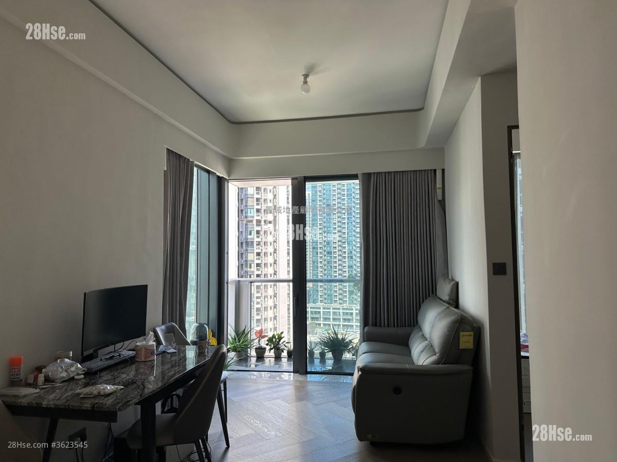 Henley Park 售盤 2 房 , 1 浴室 604 平方呎 Henley Park 售盤 2 房 , 1 浴室 604 平方呎