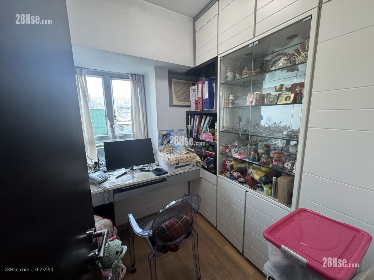 翔龍灣 售盤 2 房 , 1 浴室 384 平方呎 翔龍灣 售盤 2 房 , 1 浴室 384 平方呎