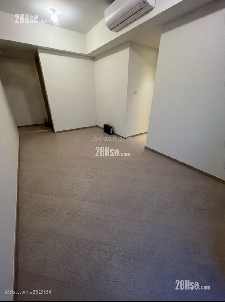 One Victoria Rental 3 Bedrooms , 2 Bathrooms 656 ft² One Victoria Rental 3 Bedrooms , 2 Bathrooms 656 ft²