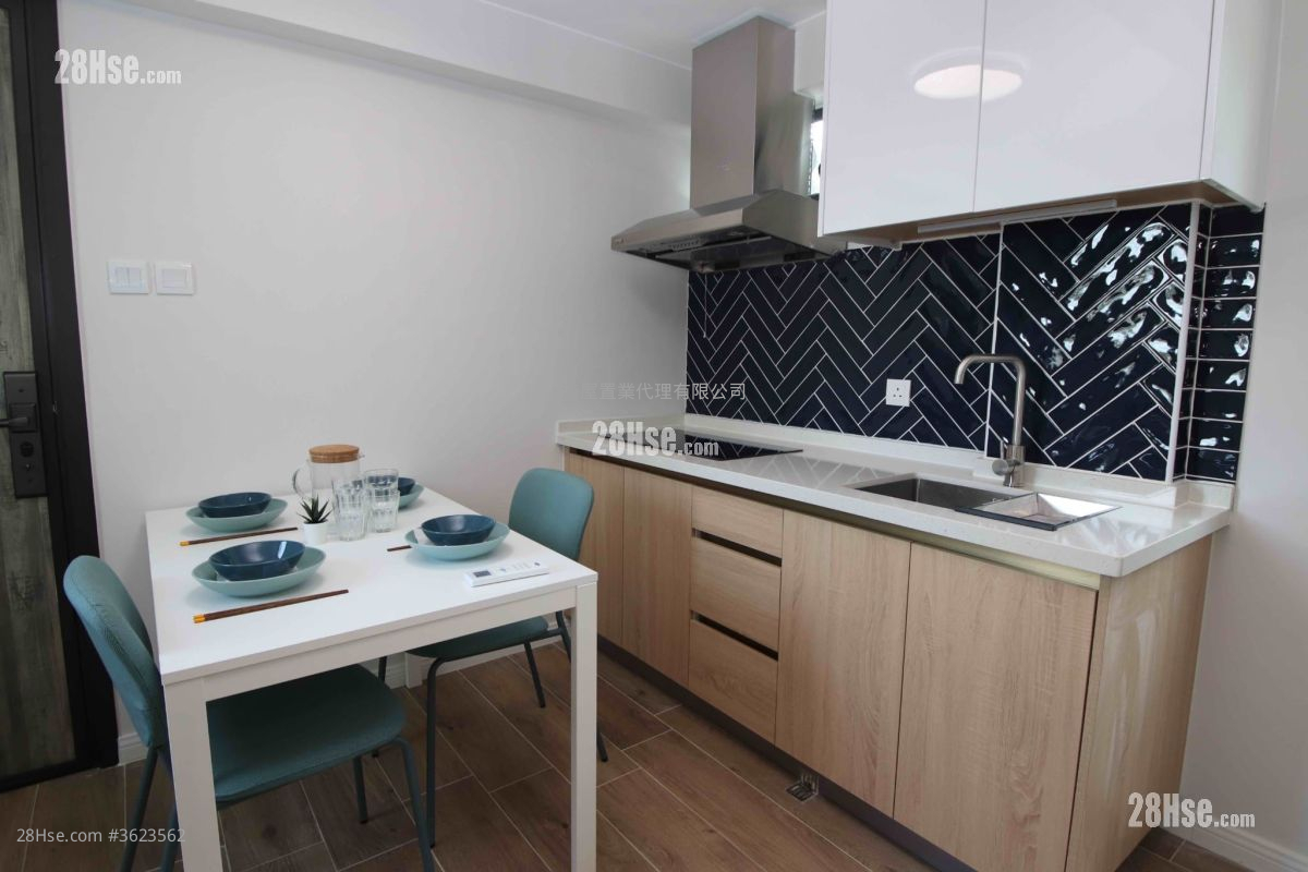 村屋 售盤 1 房 , 1 浴室 465 平方呎 村屋 售盤 1 房 , 1 浴室 465 平方呎