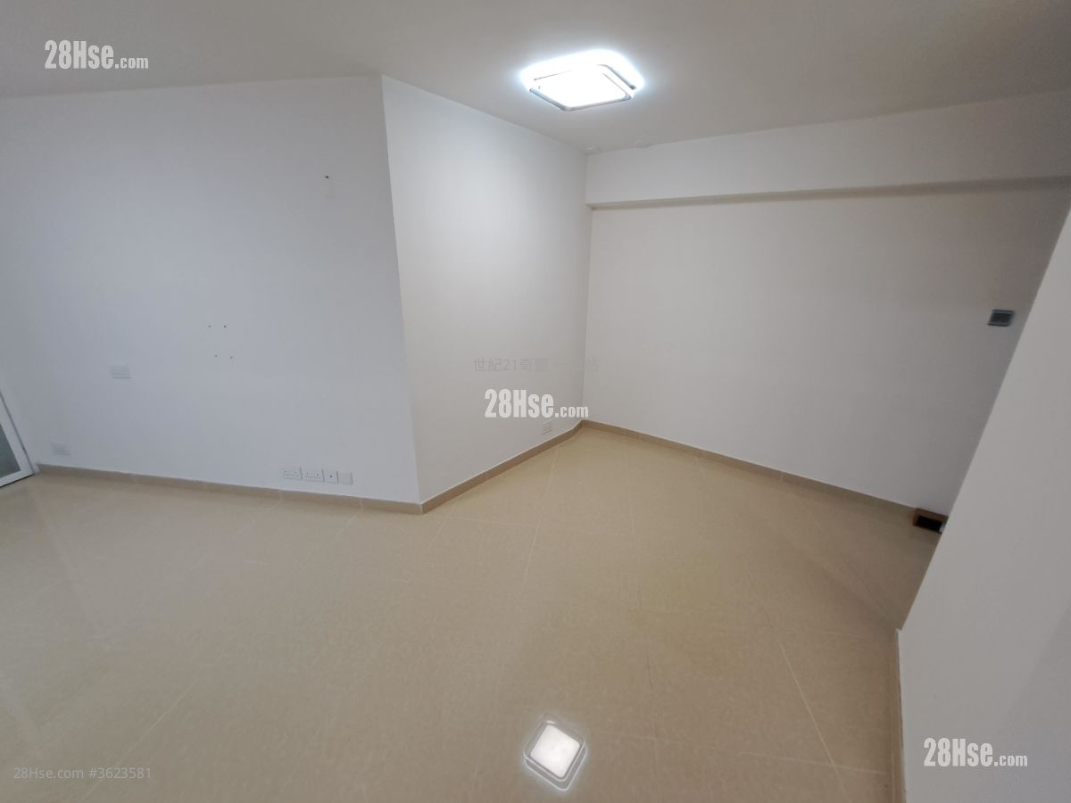 Kwong Yuen Estate Sell 3 Bedrooms , 1 Bathroom 544 ft² Kwong Yuen Estate Sell 3 Bedrooms , 1 Bathroom 544 ft²