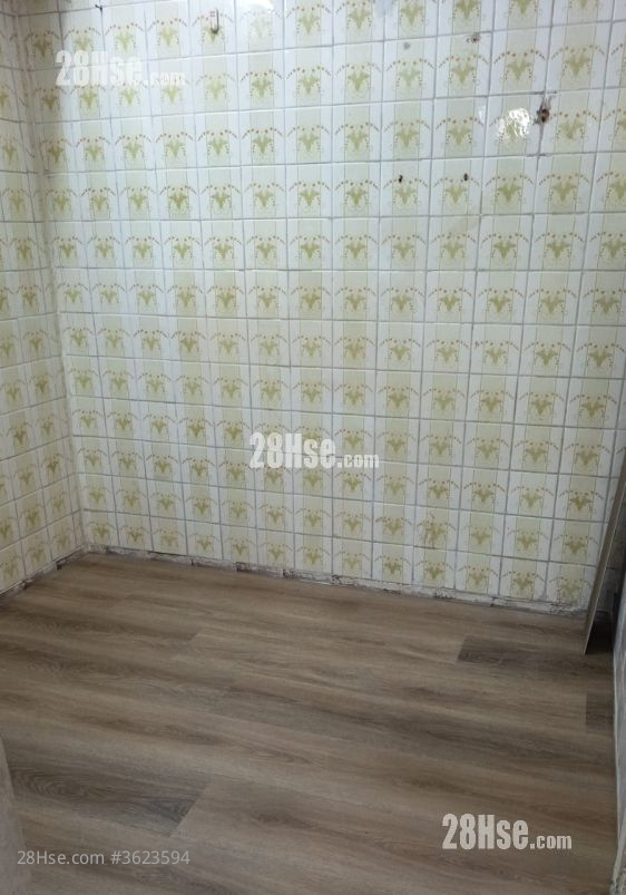 Yu Chau Building Rental 150 ft² Yu Chau Building Rental 150 ft²