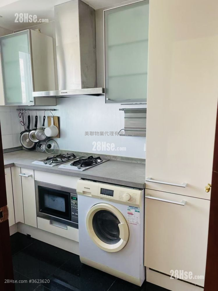 一號銀海 租盤 3 房 , 2 浴室 665 平方呎 一號銀海 租盤 3 房 , 2 浴室 665 平方呎