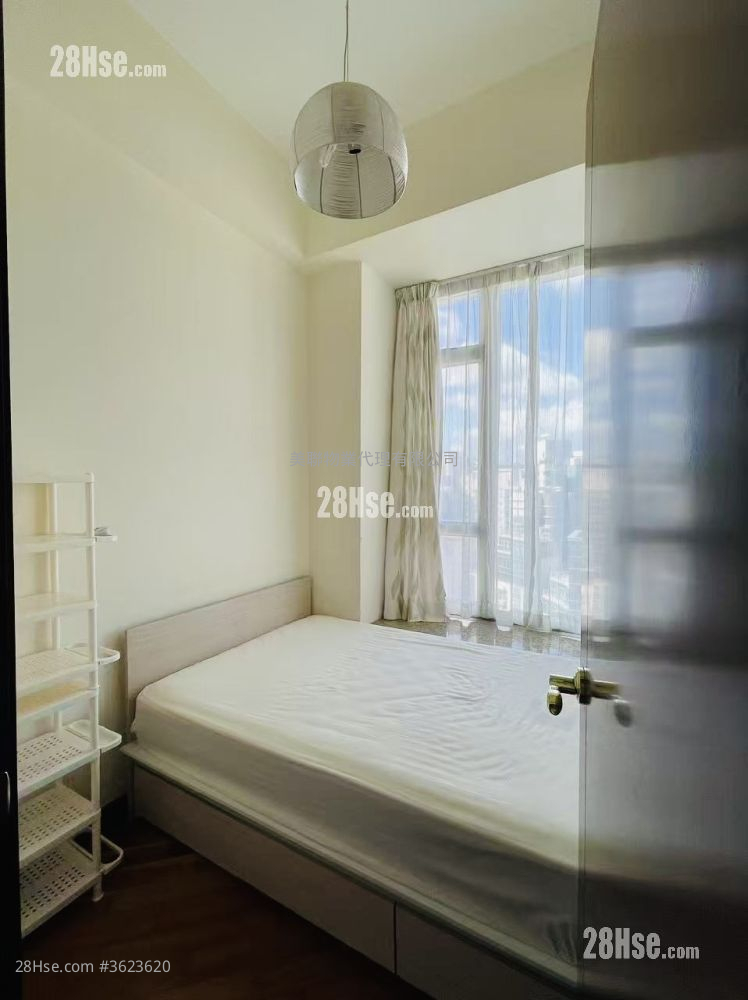 一號銀海 租盤 3 房 , 2 浴室 665 平方呎 一號銀海 租盤 3 房 , 2 浴室 665 平方呎