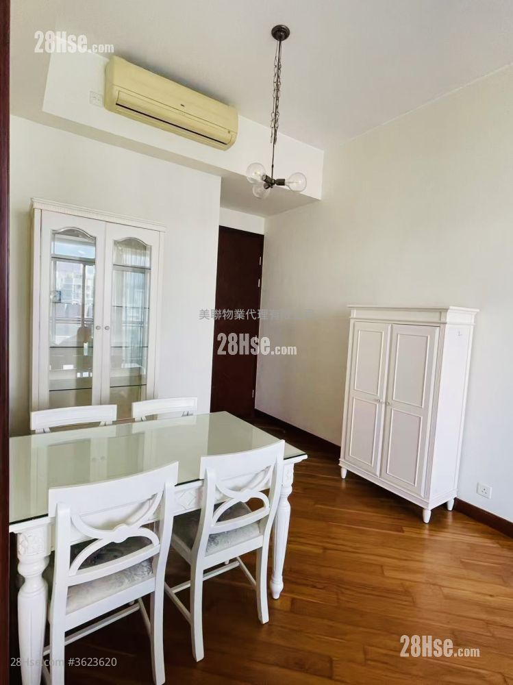 一號銀海 租盤 3 房 , 2 浴室 665 平方呎 一號銀海 租盤 3 房 , 2 浴室 665 平方呎