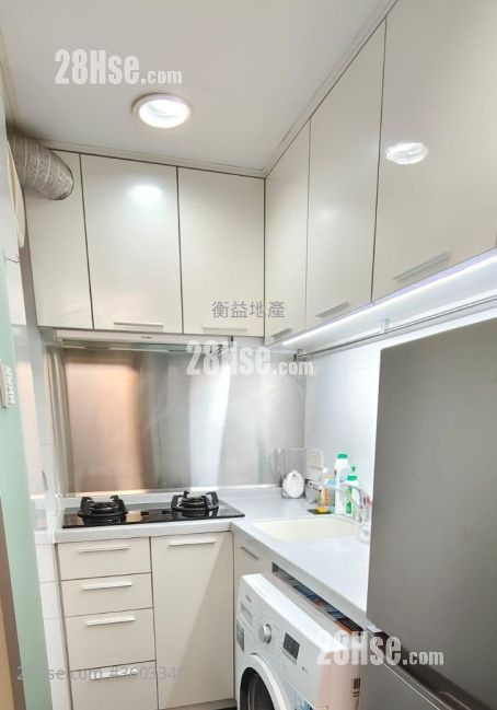 康華大廈 租盤 2 房 , 1 浴室 325 平方呎