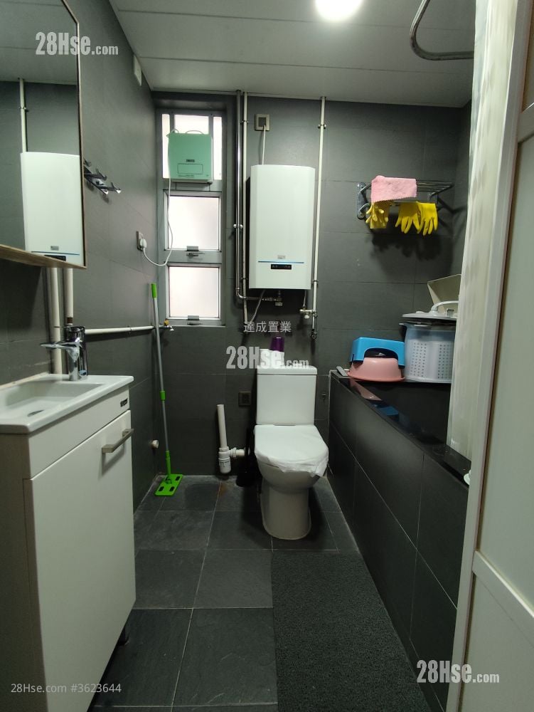 德福花園 租盤 2 房 , 1 浴室 517 平方呎 德福花園 租盤 2 房 , 1 浴室 517 平方呎