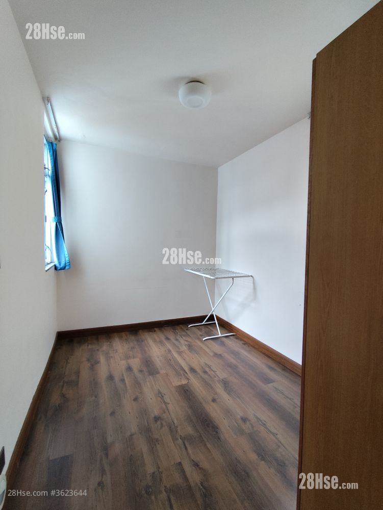 德福花園 租盤 2 房 , 1 浴室 517 平方呎 德福花園 租盤 2 房 , 1 浴室 517 平方呎